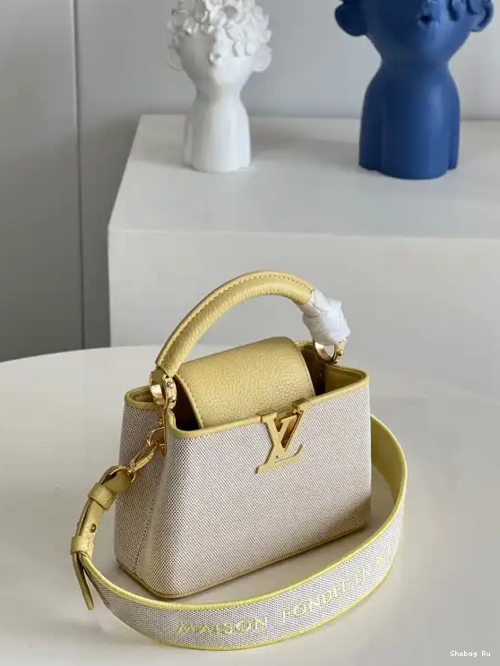 LOUIS MINI VUITTON CAPUCINES 0619
